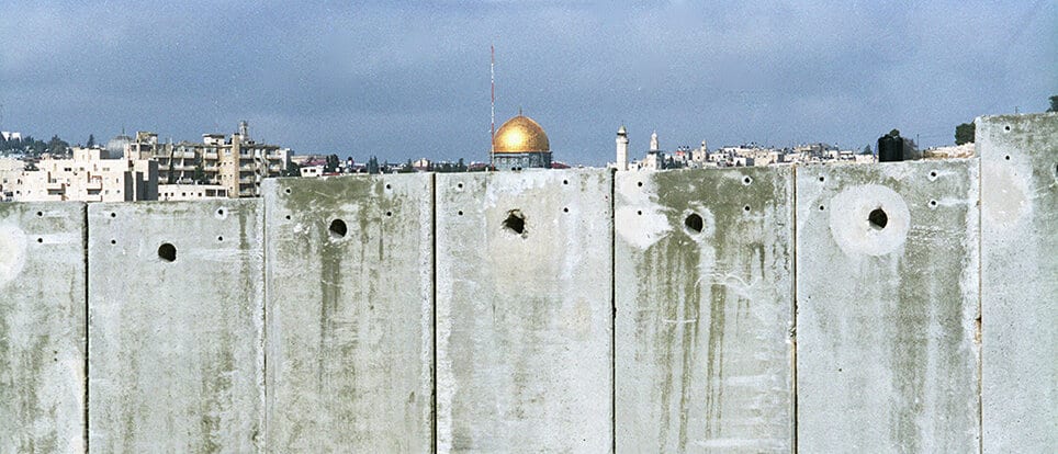 על גדר ההפרדה